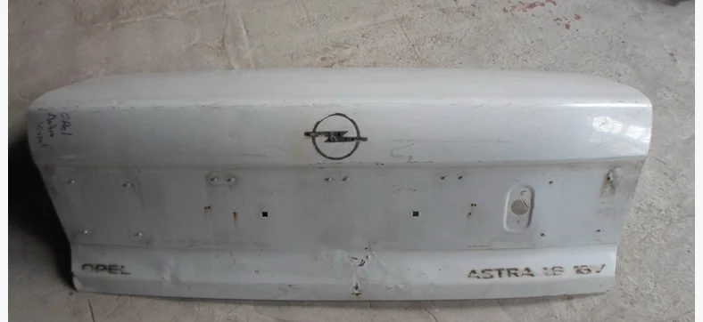 Opel Astra Bagaj Kapak