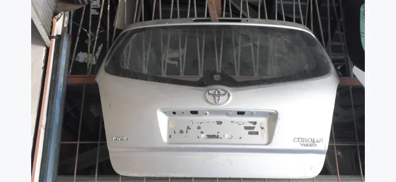 Toyota Corolla Verso Bagaj Kapak
